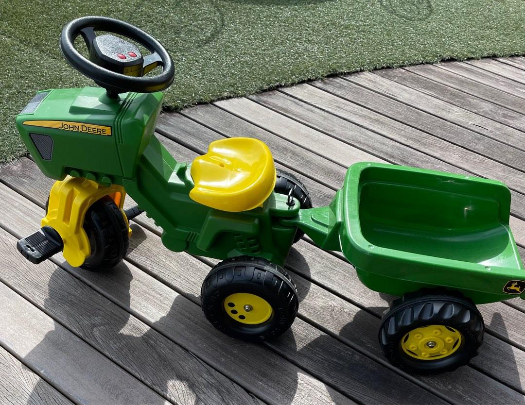 John Deere Tractor Toy With Trailer