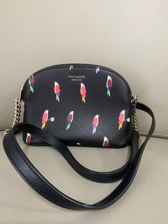 (Category: ) located in . Submitted by pre_loved_luna (Listing ID 1191599499, Image 1). Description: .