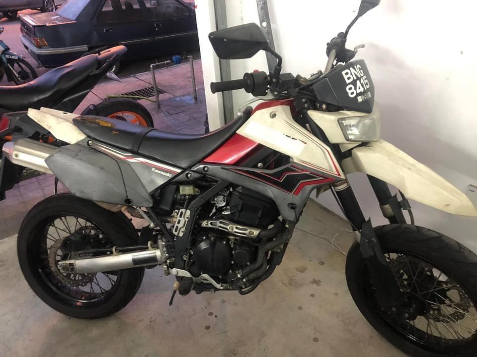 Kawasaki d deals tracker 250cc