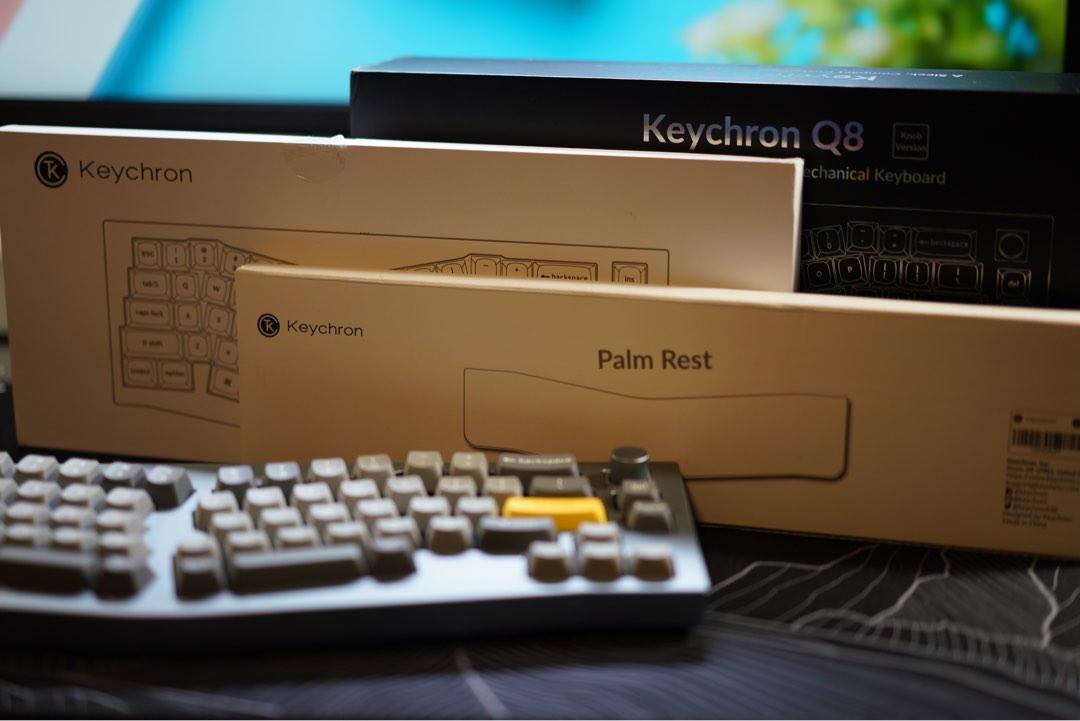 パク様専用品Keychron Q8　赤軸　PCプレート交換済み　人気色