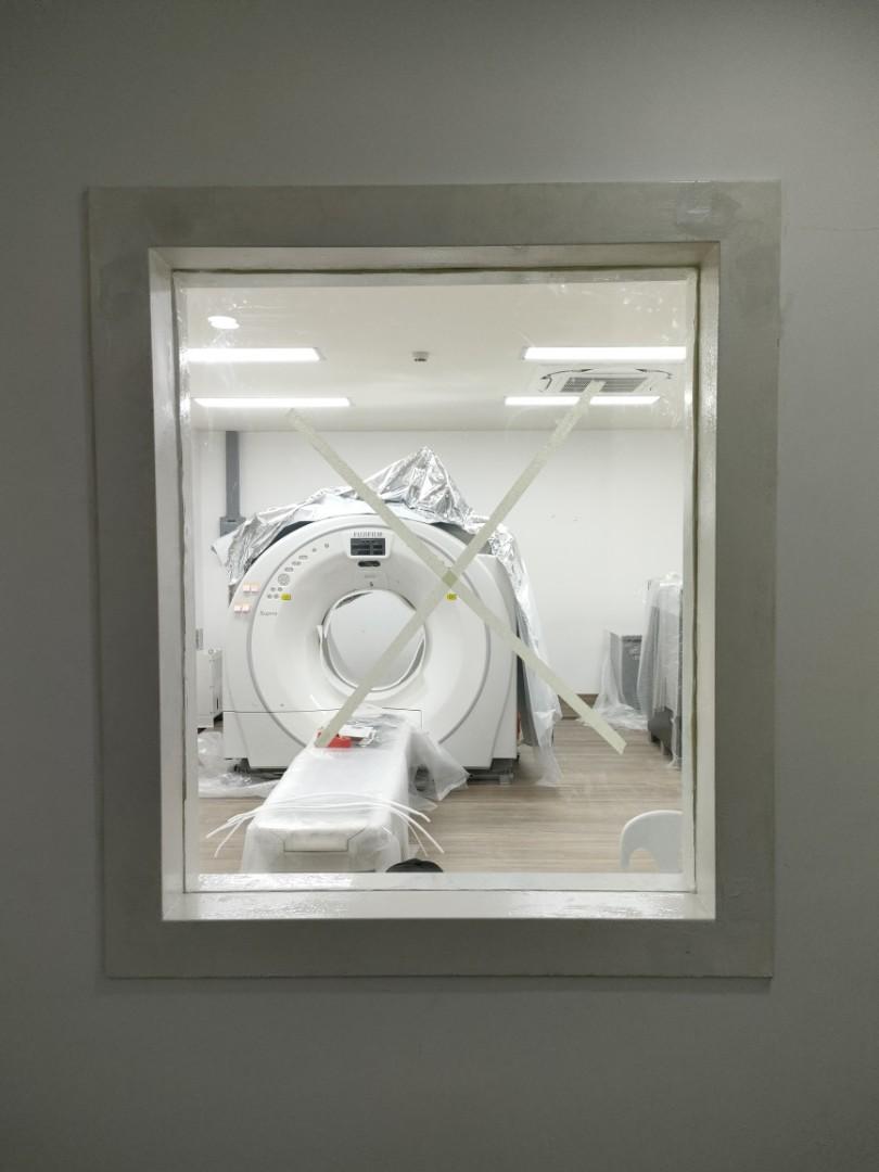 LEAD GLASS for CT SCAN XRAY NUCLEAR LABORATORY, Commercial & Industrial
