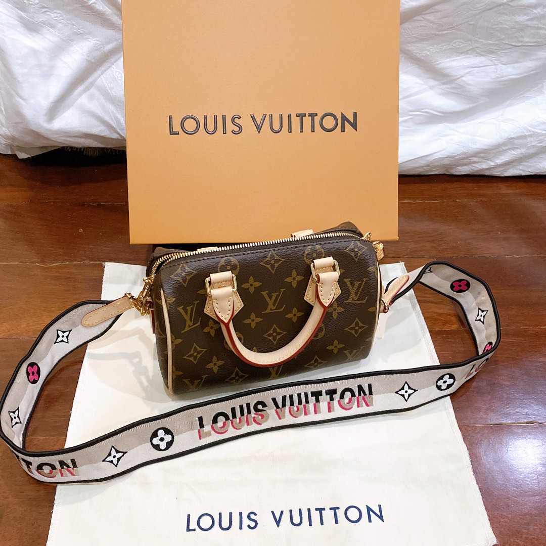 LV Speedy BANDOULIÈRE 20 (Beige strap) Last set , Luxury, Bags & Wallets on  Carousell