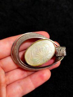 Mother of pearl brooch