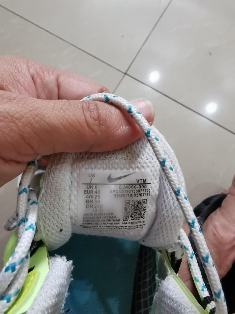 womens nike air max react