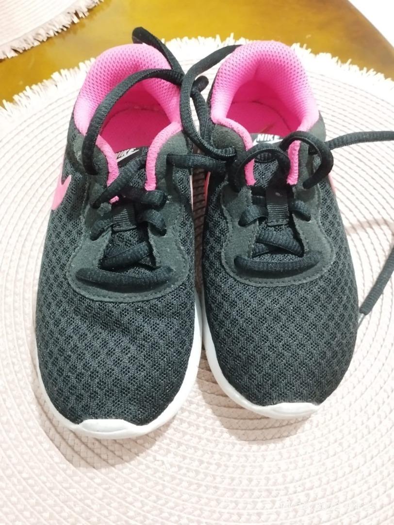 Nike tanjun 11c new arrivals