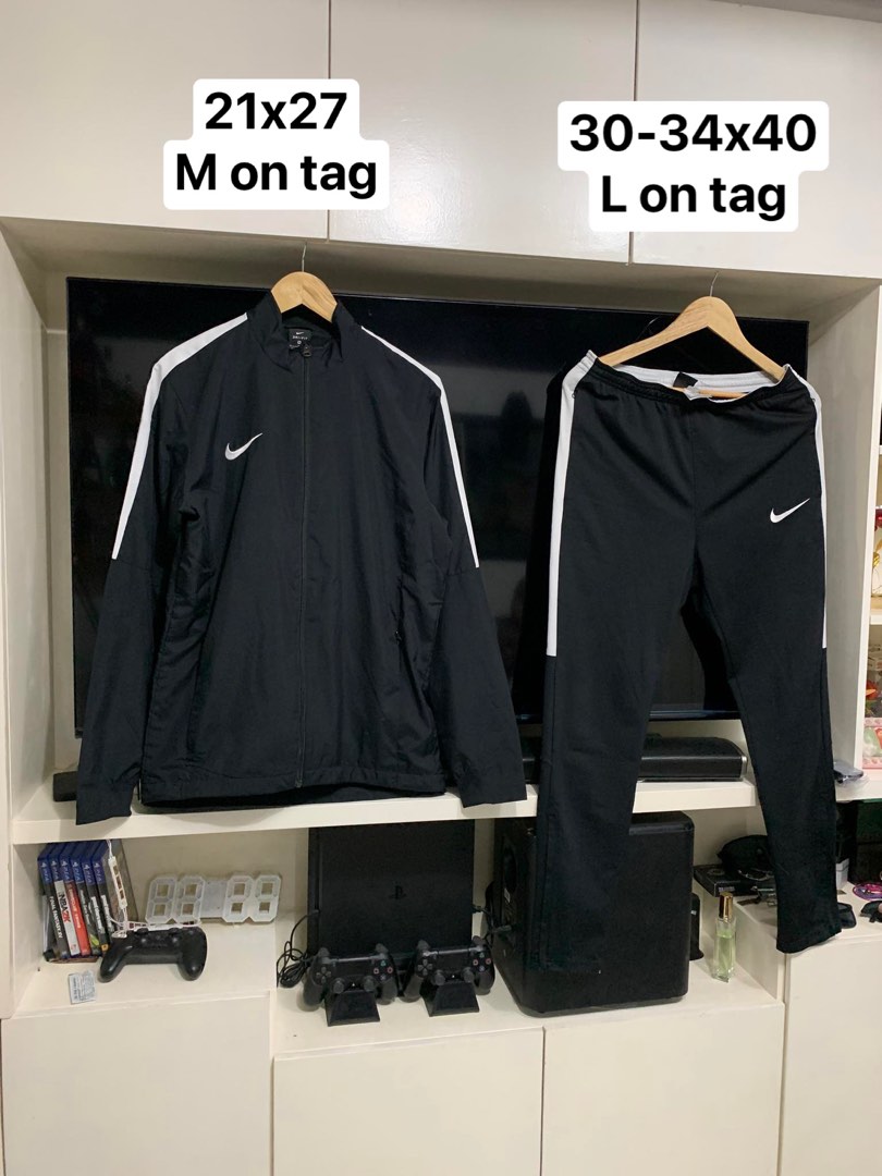 mens nike track suit