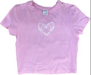 Pink with Heart Design, Cropped-T (Shirt)