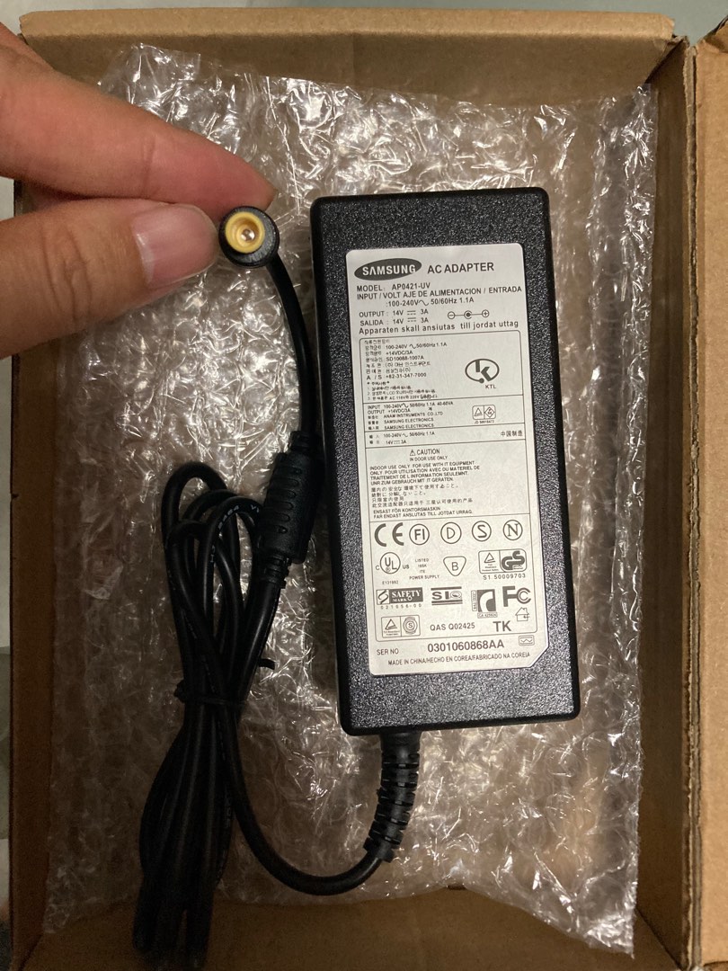 Samsung monitor power adapter, Computers & Tech, Parts & Accessories