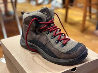 （分類：）位於 。 由 Edward_127 提交（商品編號 1191627041，圖片 1）。簡介： 。