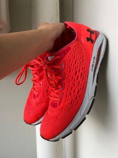 Under Armour HOVR Sonic 3 Sneakers
