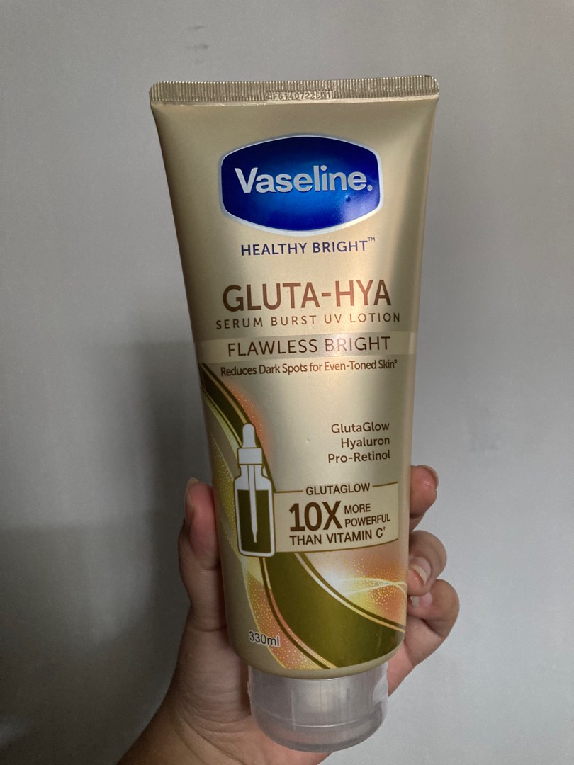 [JUAL CEPAT] Vaseline GlutaHya ProRetinol Serum Burst UV Lotion 330