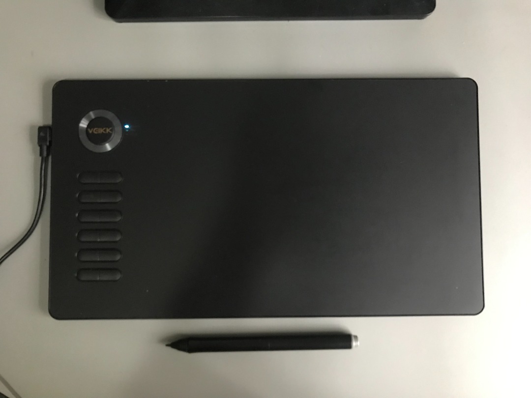VEIKK A15 grafisch tablet 10 x 6 inch met 12 hete toetsen, 1 pen zonder batterij, 8192 niveaus ondersteunt kanteling, compatibel met Windows Mac Android Linux - rood
