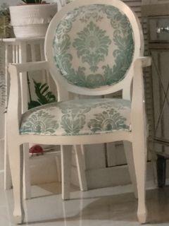 Victoria chair