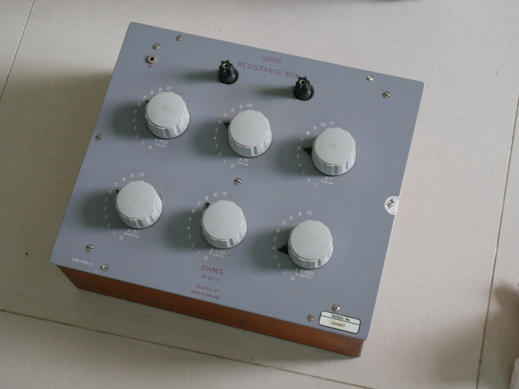 Vintage Cropico Decade Resistance Box, Hobbies & Toys, Memorabilia