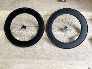 Williams 90mm race wheels. Carbon complete set front and back