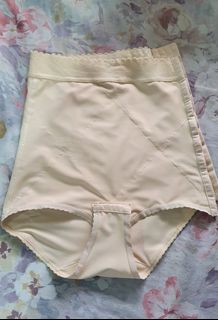 (Category: ) located in . Submitted by amesha04 (Listing ID 1191667001, Image 1). Description: .
