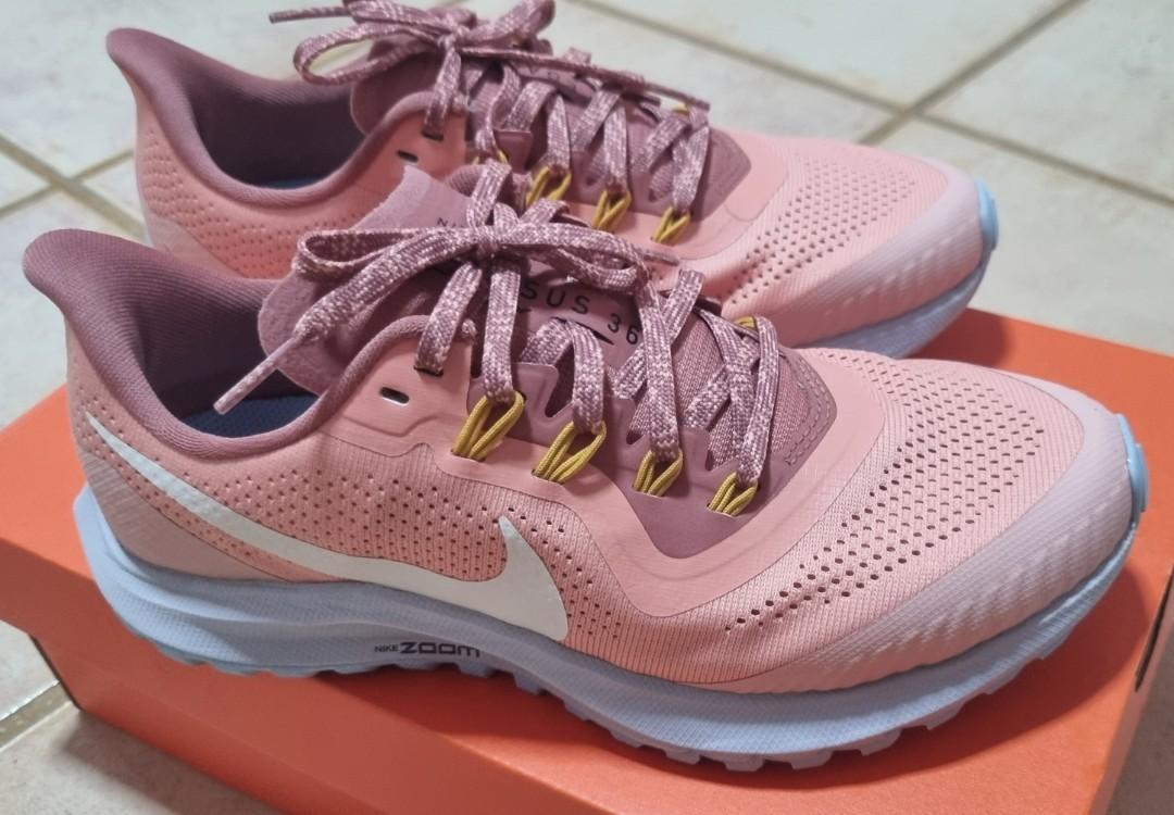 Pegasus 36 womens trail top