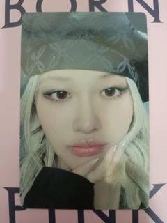 SOLD❌) BLACKPINK ROSÉ BORN PINK YG SELECT POB OFFICIAL PHOTOCARD