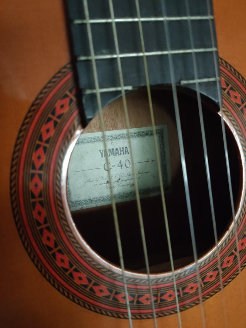 Yamaha c40, Hobbies & Toys, Music & Media, Musical Instruments on Carousell