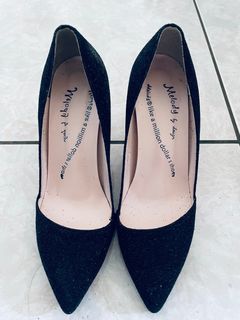 由 givenchy8 (刊登 ID 1188261332，圖片 1) 提交，位於 的 (類別：)，說明：。