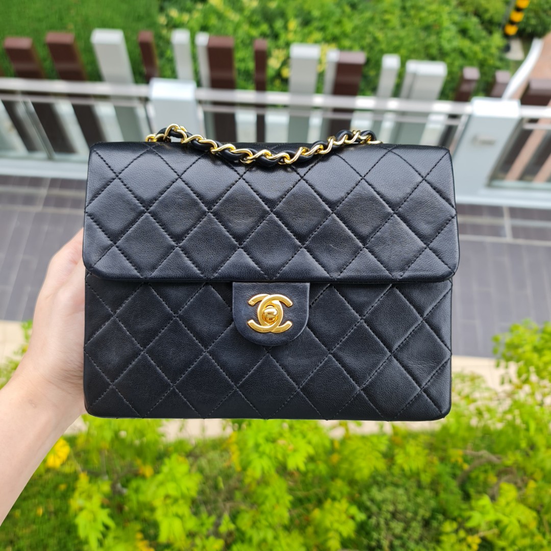 chanel black and white purse