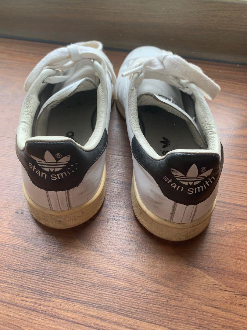 Adidas Stan Smith - all leather US 6.5 (Category: Sneakers) located in Manila. Submitted by twitch85 (Listing ID 1188213427, Image 2). Description: Just needs to be cleaned, this is all leather version bought from Japan. Fits 6.5-7.5 size is a bit big.
