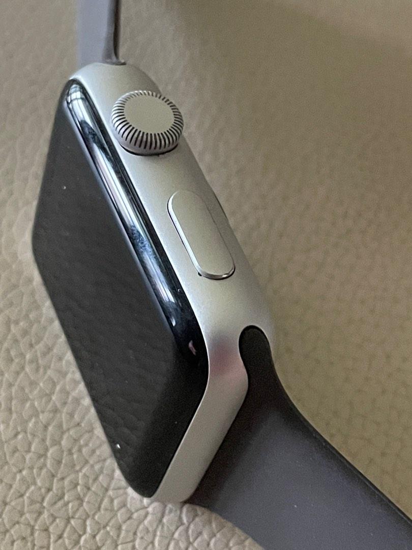 Is the series 3 nike apple watch waterproof online