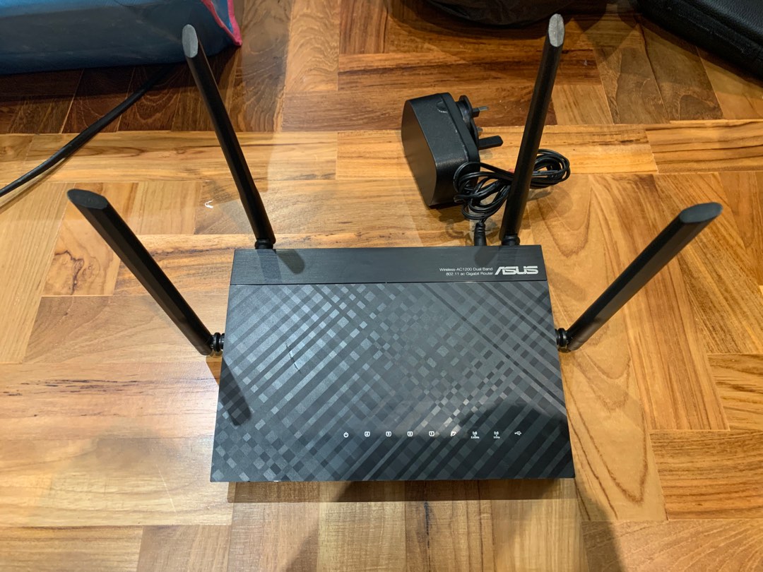 Asus RT-AC1200G+ router, Computers & Tech, Parts & Accessories ...