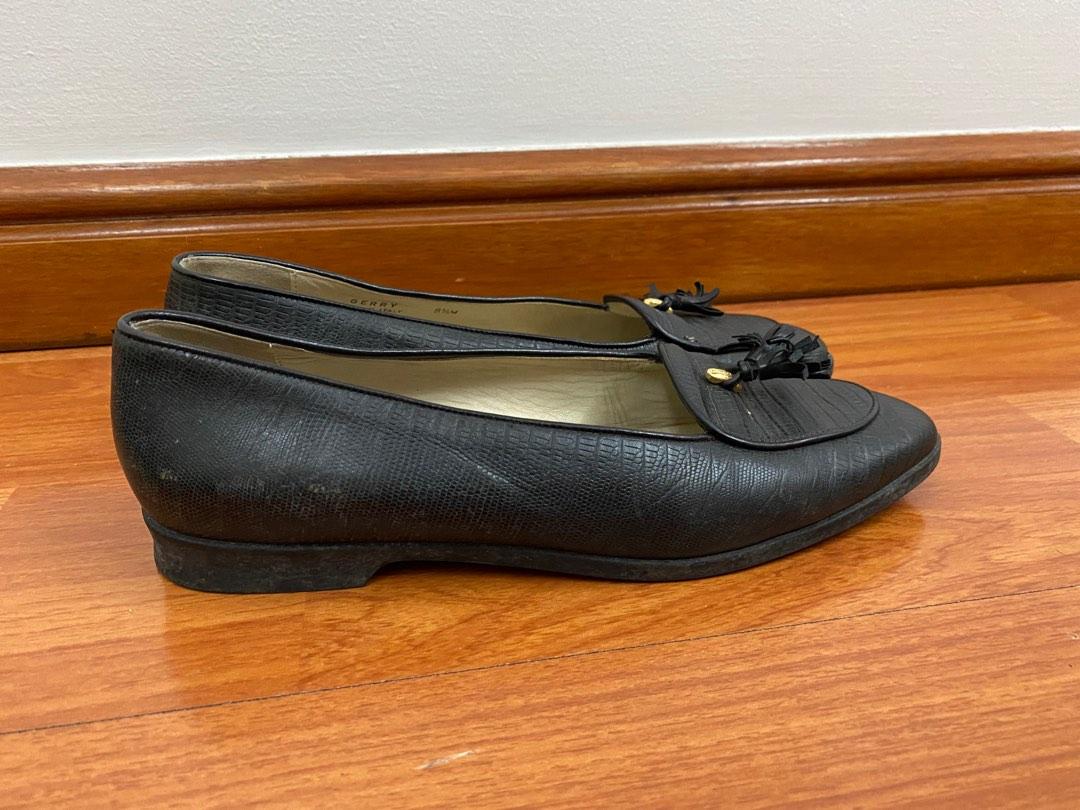 Bally Flat Shoes (Category: Flats & Sandals) located in Quezon City. Submitted by _daynes (Listing ID 1188256363, Image 2). Description: .
