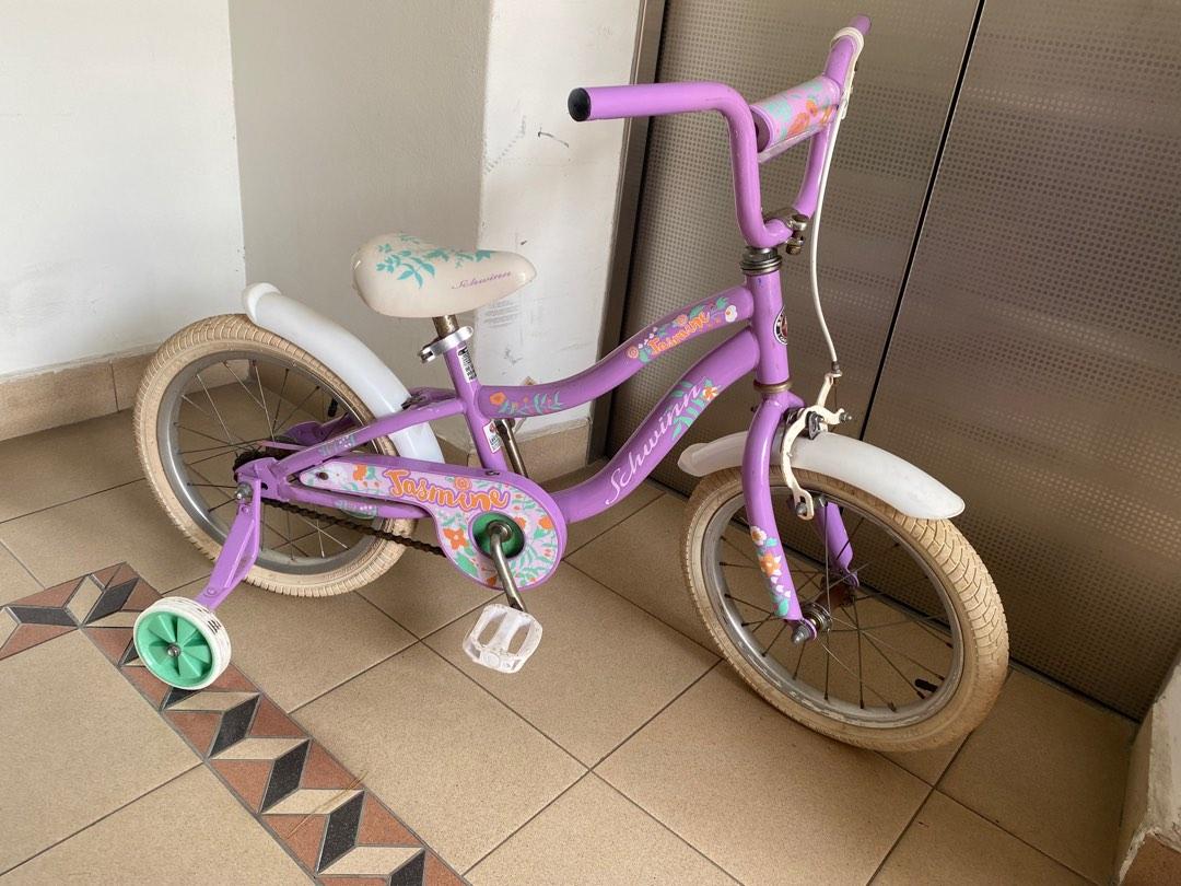 Child 4 6 year old lavender Schwinn Bicycle Sports Equipment