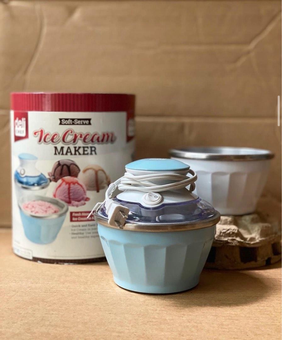 Deli chef soft served ice cream maker (Category: Bakeware) located in Pasig City. Submitted by riusables (Listing ID 1188365902, Image 1). Description: Condition: 9/10 Used only for testing and practice.