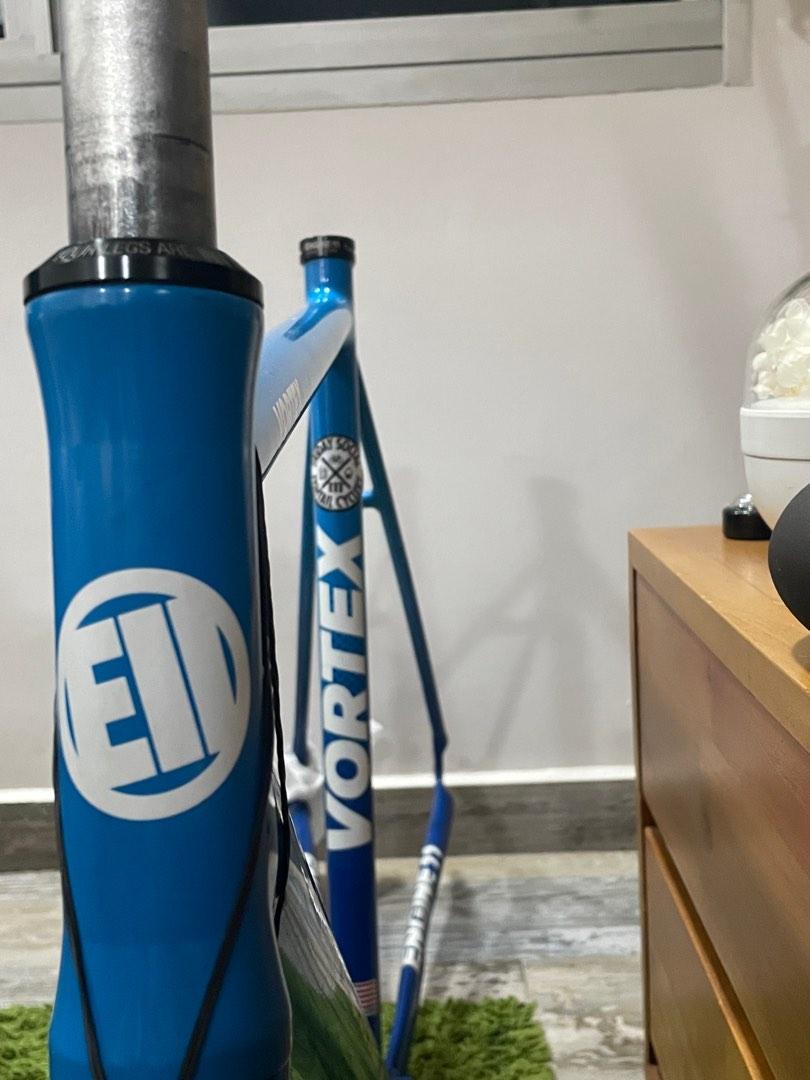 Engine 11 Sky Blue Vortex, Sports Equipment, Bicycles & Parts, Bicycles