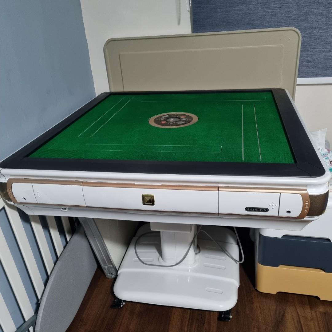 Foldable Automatic Mahjong Table, Hobbies & Toys, Toys & Games on Carousell