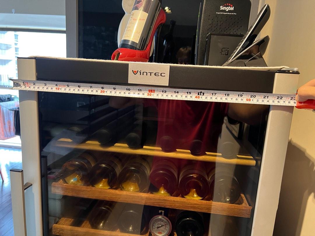 VINTEC Wine Chiller Model V150SG2eAL, Food & Drinks, Alcoholic
