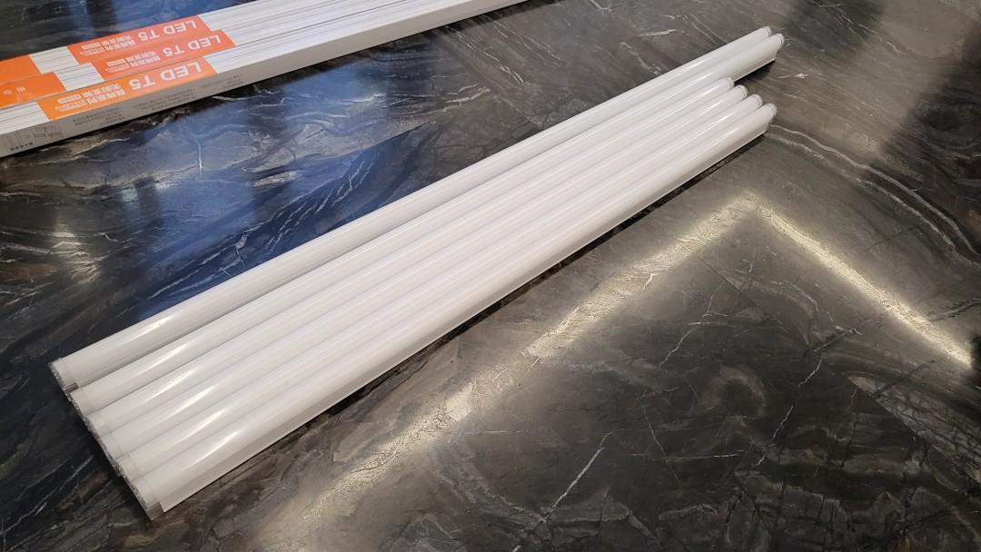 FSL LED T5 warm white, Furniture & Home Living, Lighting & Fans ...
