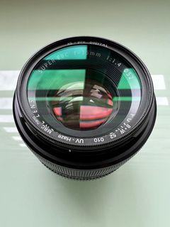 Fuji 35mm F1.4 R