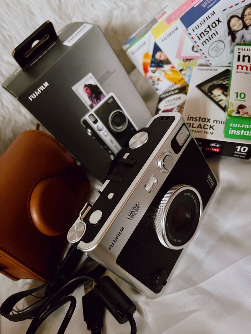 Fujifilm Instax Mini Evo with Micro sd, lanyard, camera case, 6 sets of