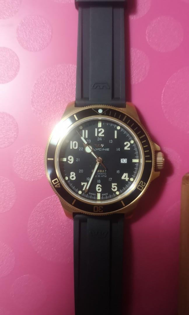 Glycine automatic clearance watch