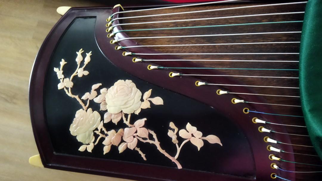 Guzheng, Hobbies & Toys, Music & Media, Musical Instruments on Carousell