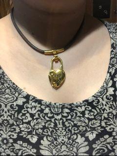 Hermes choker