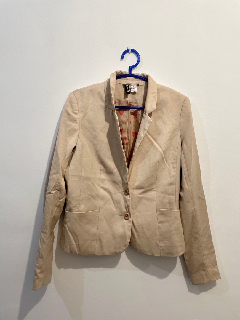H&M Nude Blazer, Women's Fashion, Coats, Jackets and Outerwear on Carousell