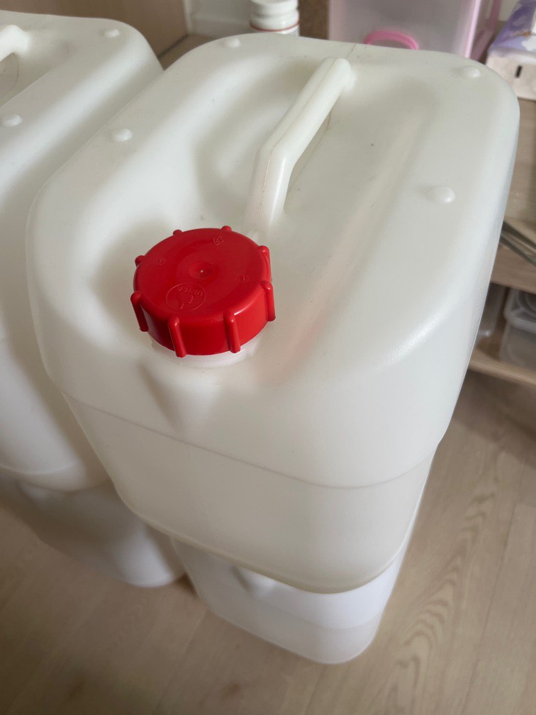 Jerry can 25 litres, Furniture & Home Living, Home Improvement