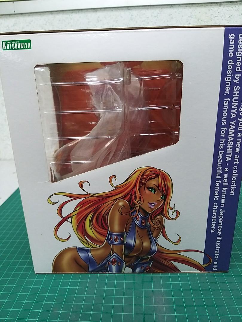 Kotobukiya DC Comics Bishoujo Statue Starfire.