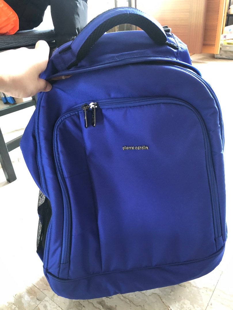 Laptop bag with wheels, Men's Fashion, Bags, Backpacks on Carousell