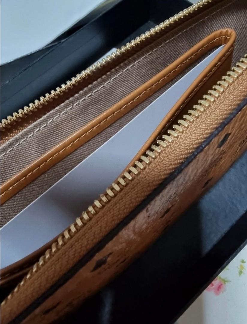 Mcm tech pouch online