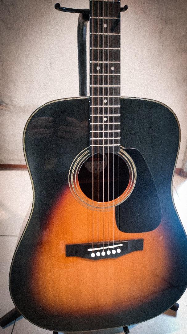 Morris Acoustic Guitar M-01Ii, Hobbies & Toys, Music & Media