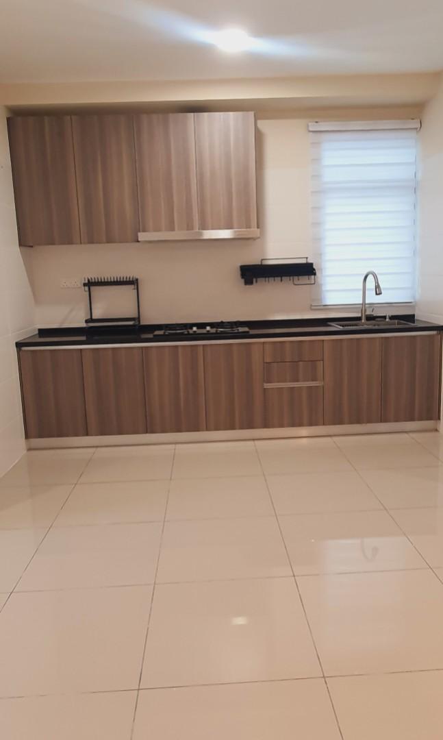 NEW CORNER UNIT! VResidensi 5, Selayang 3R3R2Carpark Semi Furnish