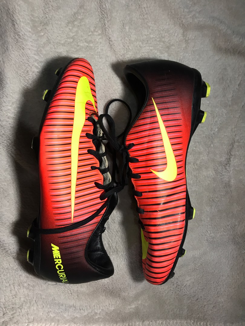 mercurial soccer shoes