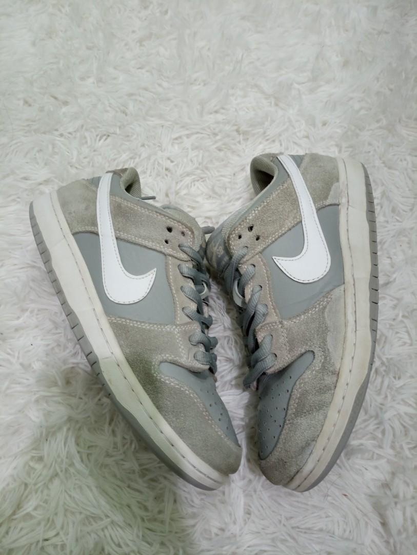 summit white dunks