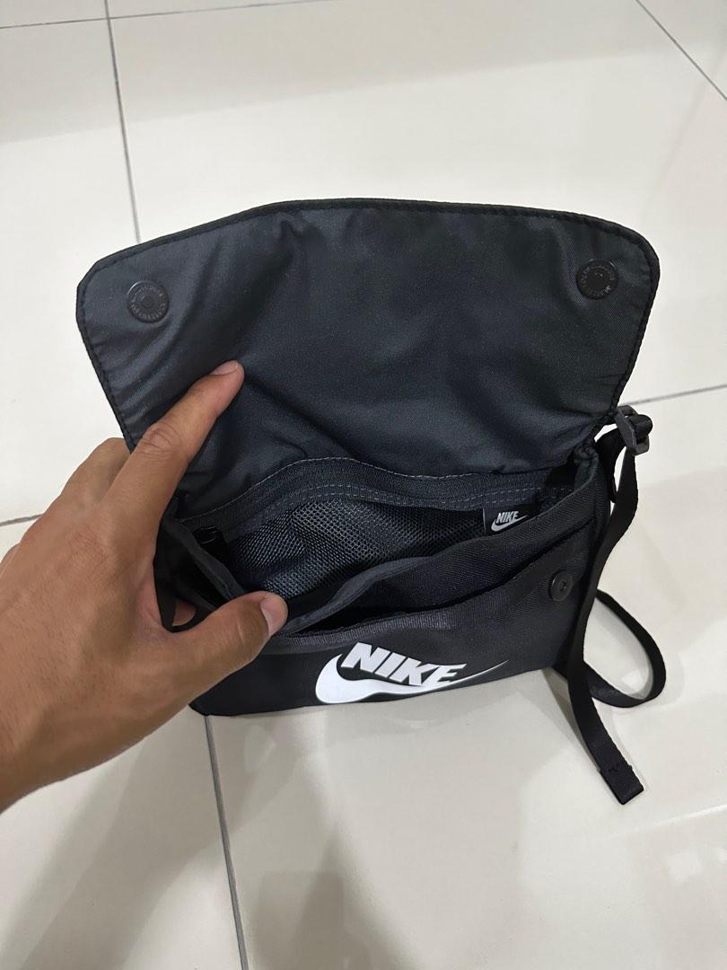 Nike Sportswear Revel Waist Pack ( crossbody/sling bag), Men's Fashion